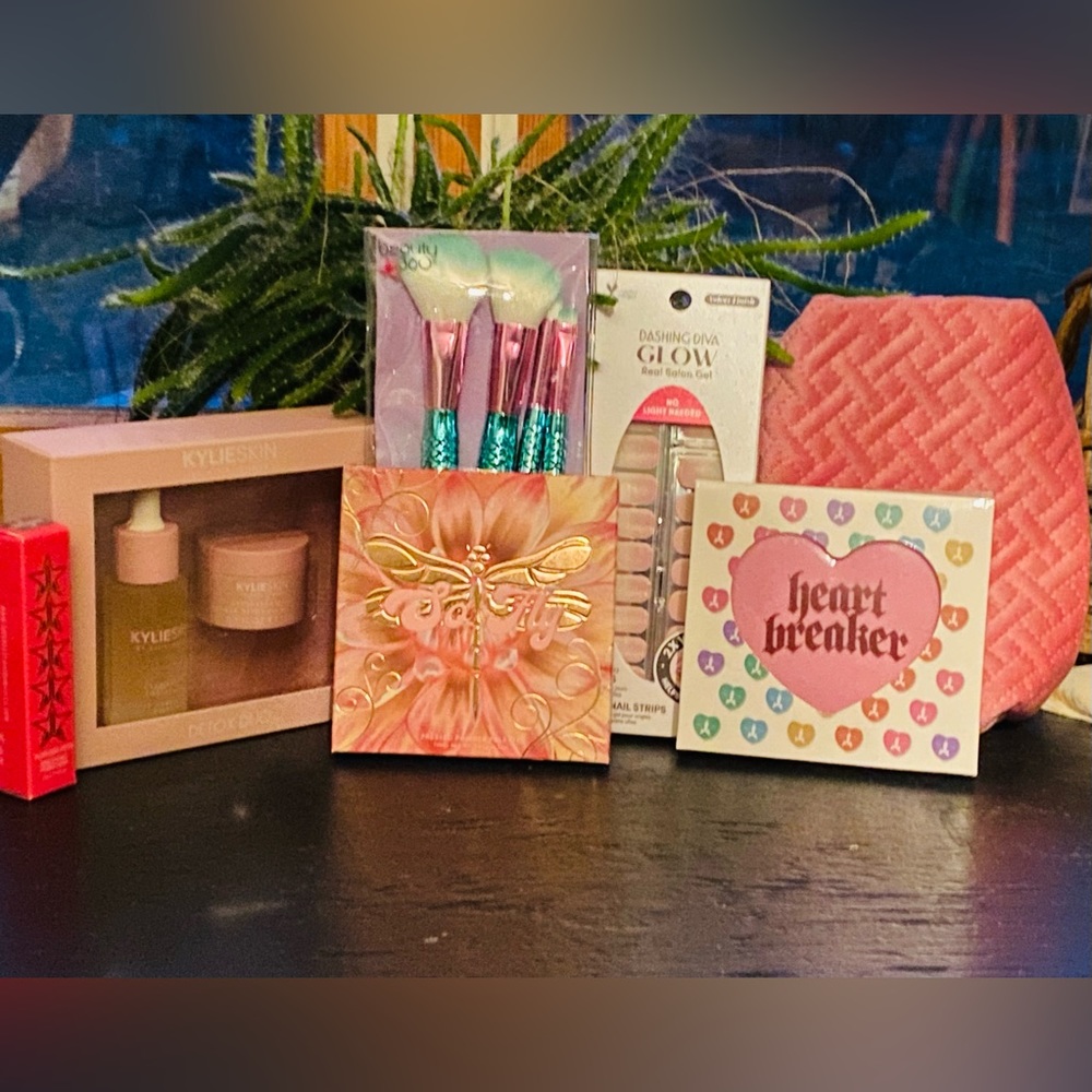 Lots of Love Set 💗